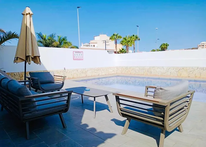 Casa Aries アデヘ