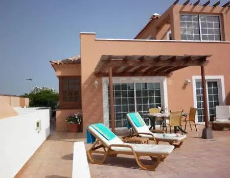 Вілла Casa Aries *