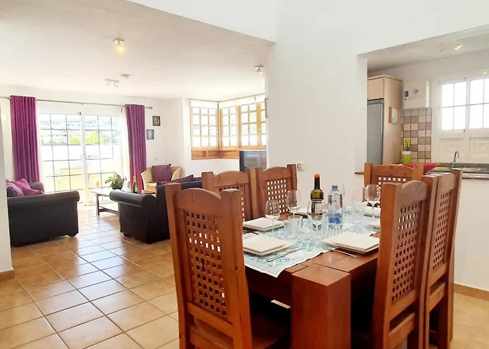 Casa Aries Адехе